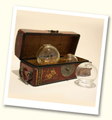 Les ventouses font aussi partie de la panoplie de l'acupuncteur